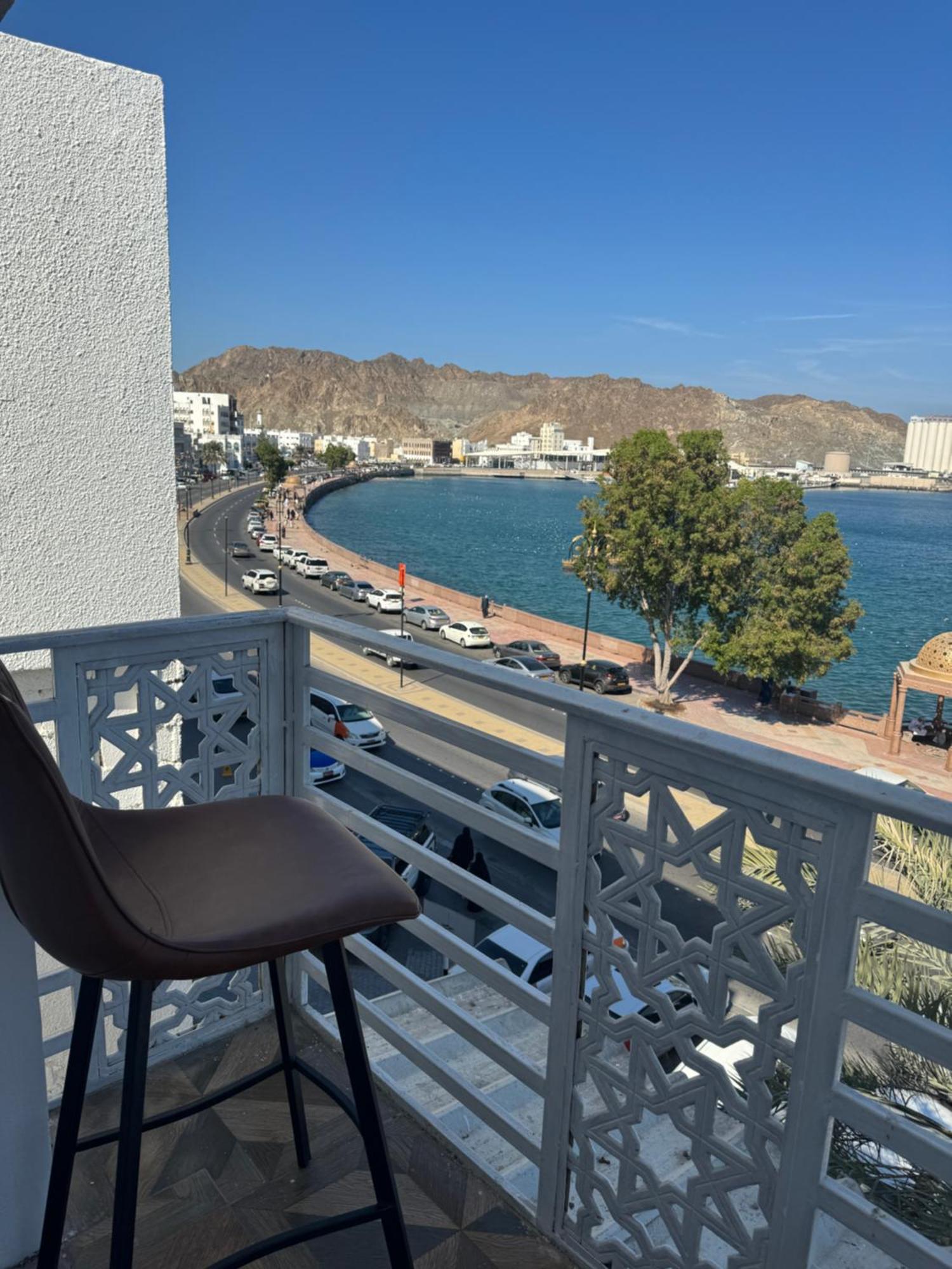 Muttrah Souq And Sea View Apartamento Mascate Exterior foto