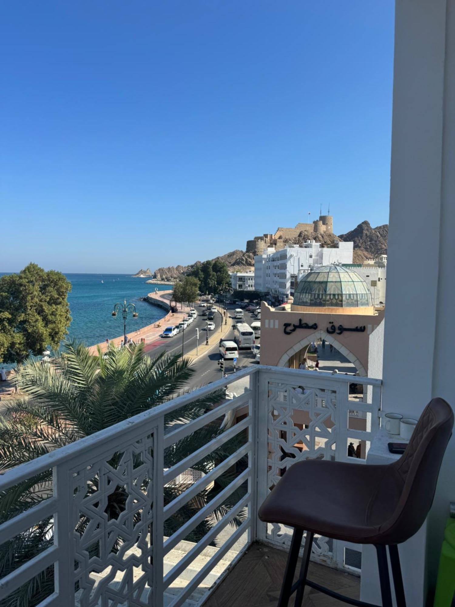 Muttrah Souq And Sea View Apartamento Mascate Exterior foto