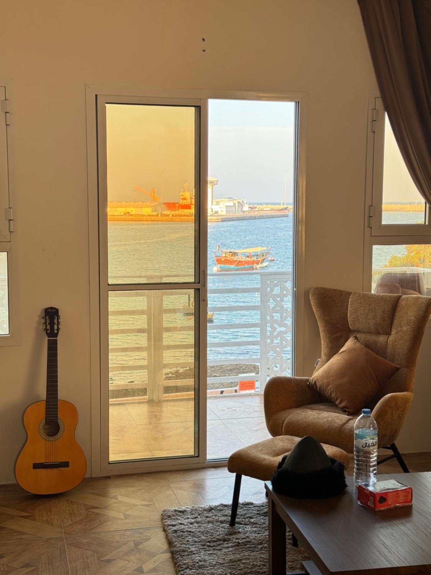 Muttrah Souq And Sea View Apartamento Mascate Exterior foto