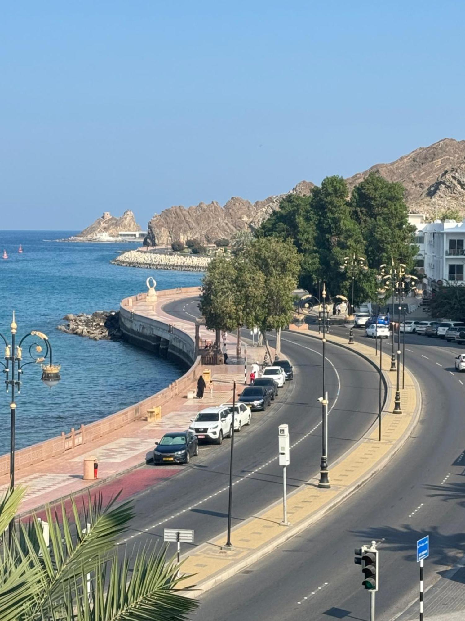 Muttrah Souq And Sea View Apartamento Mascate Exterior foto